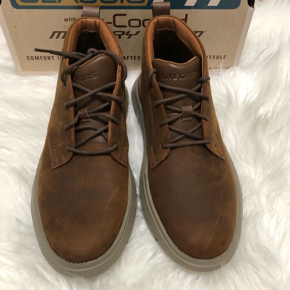 Sketchers Garza-Fontaine Mens Boots Sz 8 Dark Brown Leather Lace Up Relaxed Fit